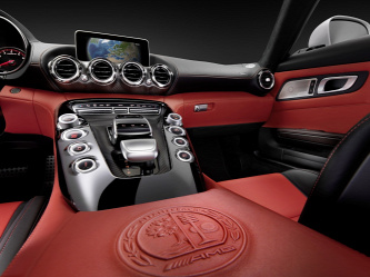Forrás: Mercedes-Benz