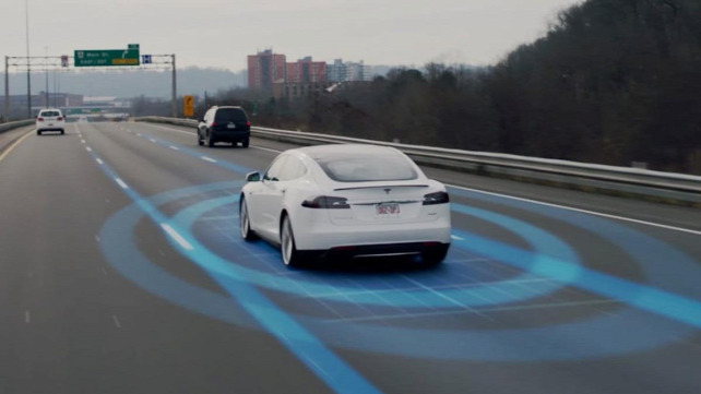 Forrás: Tesla