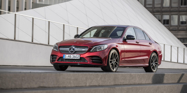 Forrás: Mercedes-Benz
